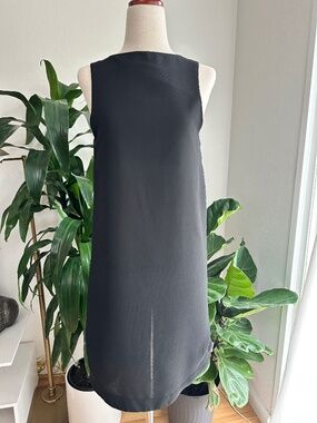 Black A Line Shift Dress Sleeveless Flowy Sz 4 H&M